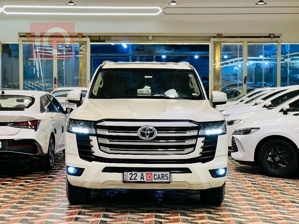 تويوتا لاندكروزر